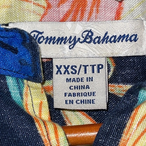 TOMMY BAHAMA | Floral Short Sleeve Hawaiian Shirt Women’s XXS - Picture 5 of 9